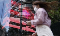 【环球财经】美前白宫官员：关税痛苦效应几周后显现 低收入美国人受冲击尤甚